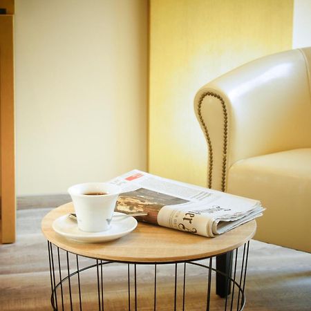 Hotel Athen Kelsterbach Frankfurt Airport Екстериор снимка