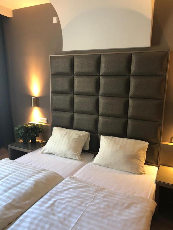 Hotel Athen Kelsterbach Frankfurt Airport Екстериор снимка