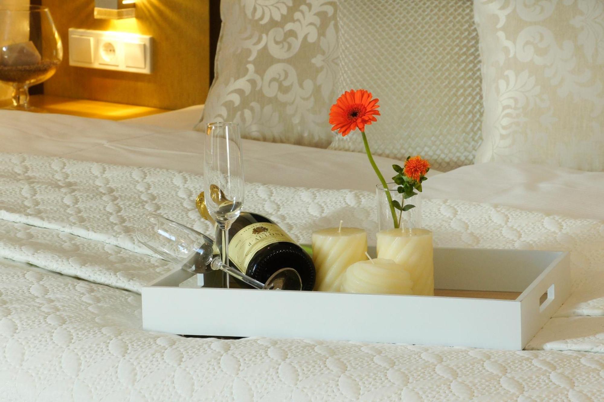 Hotel Athen Kelsterbach Frankfurt Airport Екстериор снимка