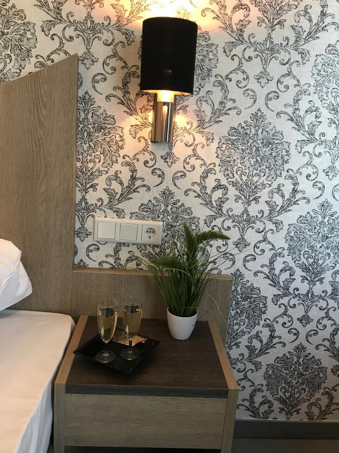 Hotel Athen Kelsterbach Frankfurt Airport Екстериор снимка