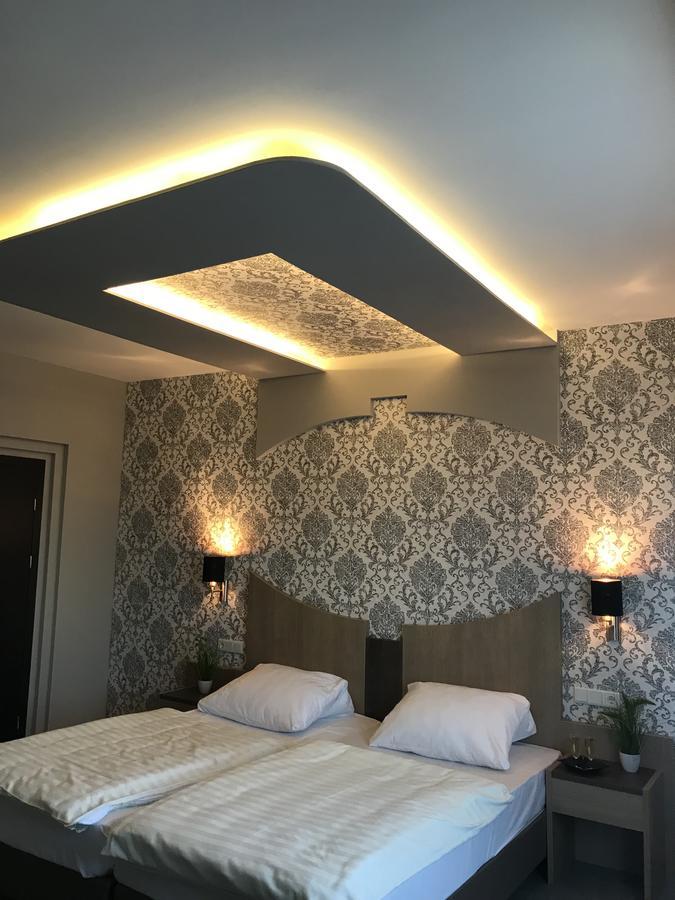Hotel Athen Kelsterbach Frankfurt Airport Екстериор снимка